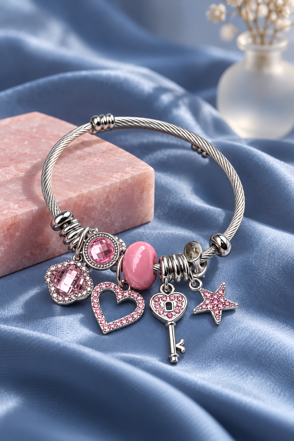 Pembe Kalp Anahtar Bileklik – Yıldızlı