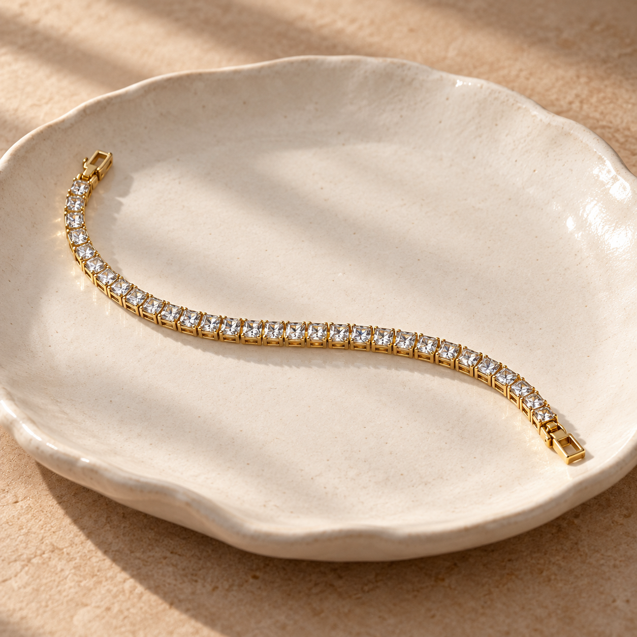Kare Taşlı Tenis Bileklik – Gold