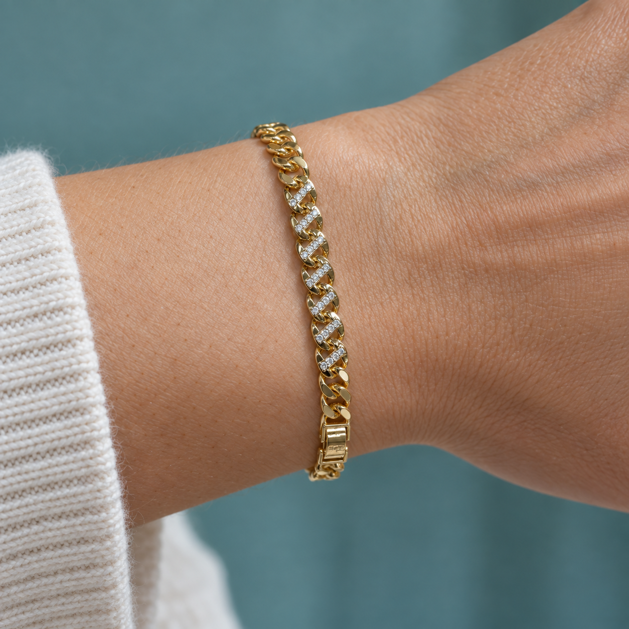 Ortası Taşlı Zincir Bileklik – Gold