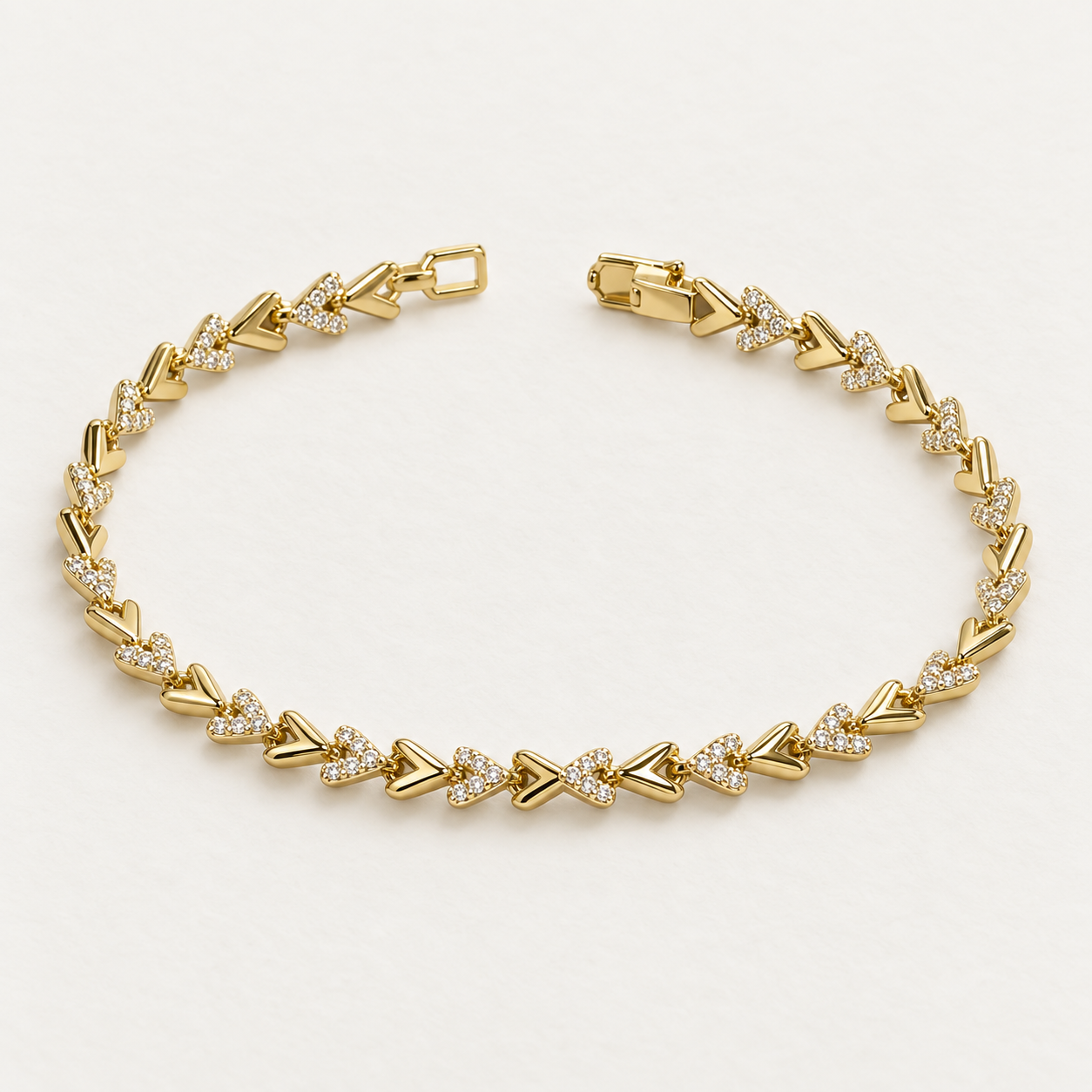 Taşlı V Motifli Bileklik – Gold